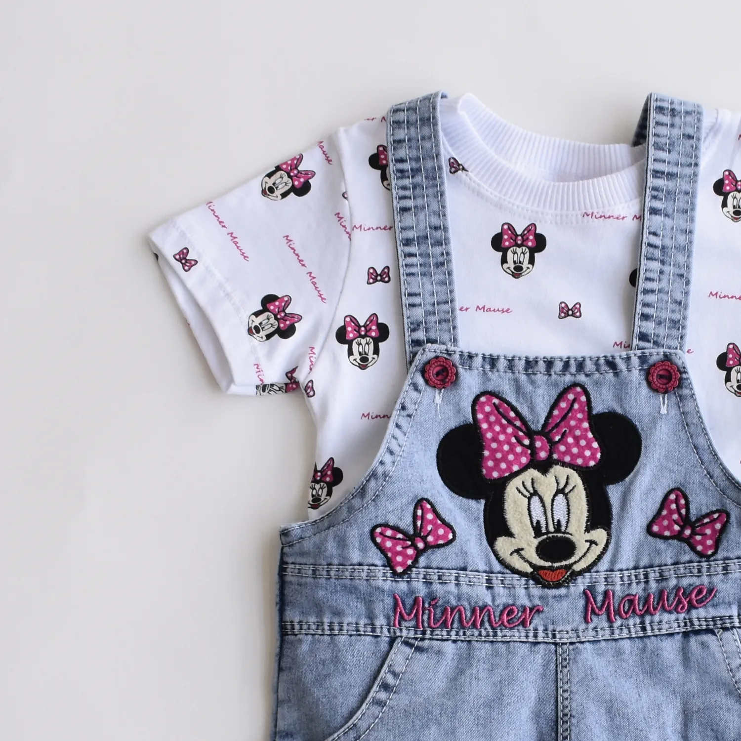 Stylish Minnie Girls Jumper Set